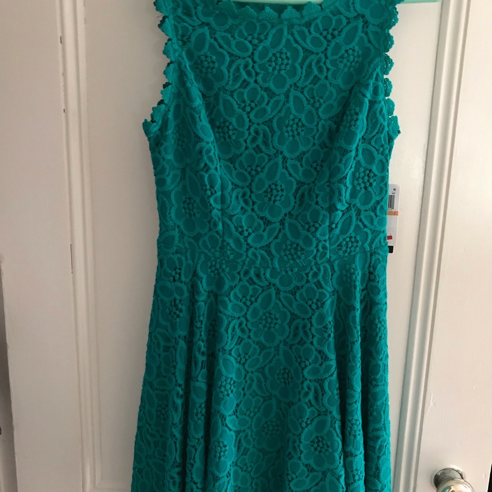 Studio City turquoise sleeveless lace dress size 7
